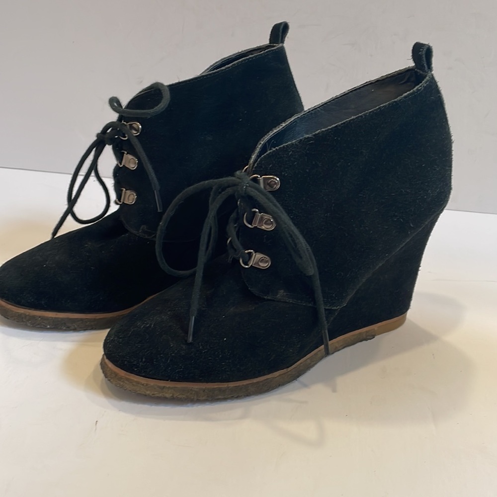 STEVE MADDEN Tanngoo Suede Wedge Lace Up Booties size 9 - Picture 4 of 11